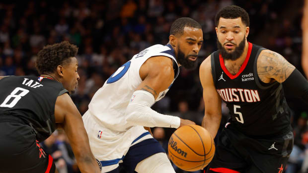 Fred VanVleet Mike Conley Timberwolves
